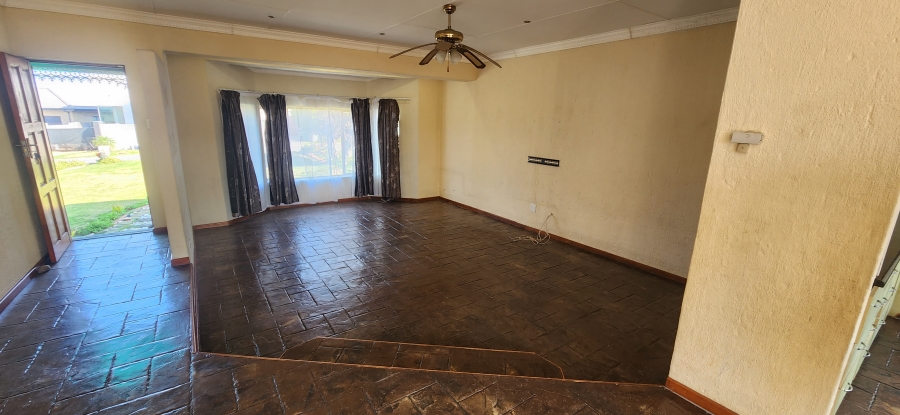 3 Bedroom Property for Sale in Dana Bay Western Cape